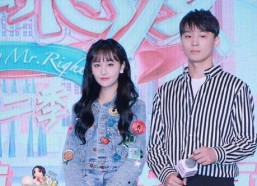 吃瓜娱乐圈大姨,大姨吃瓜，揭秘明星幕后故事